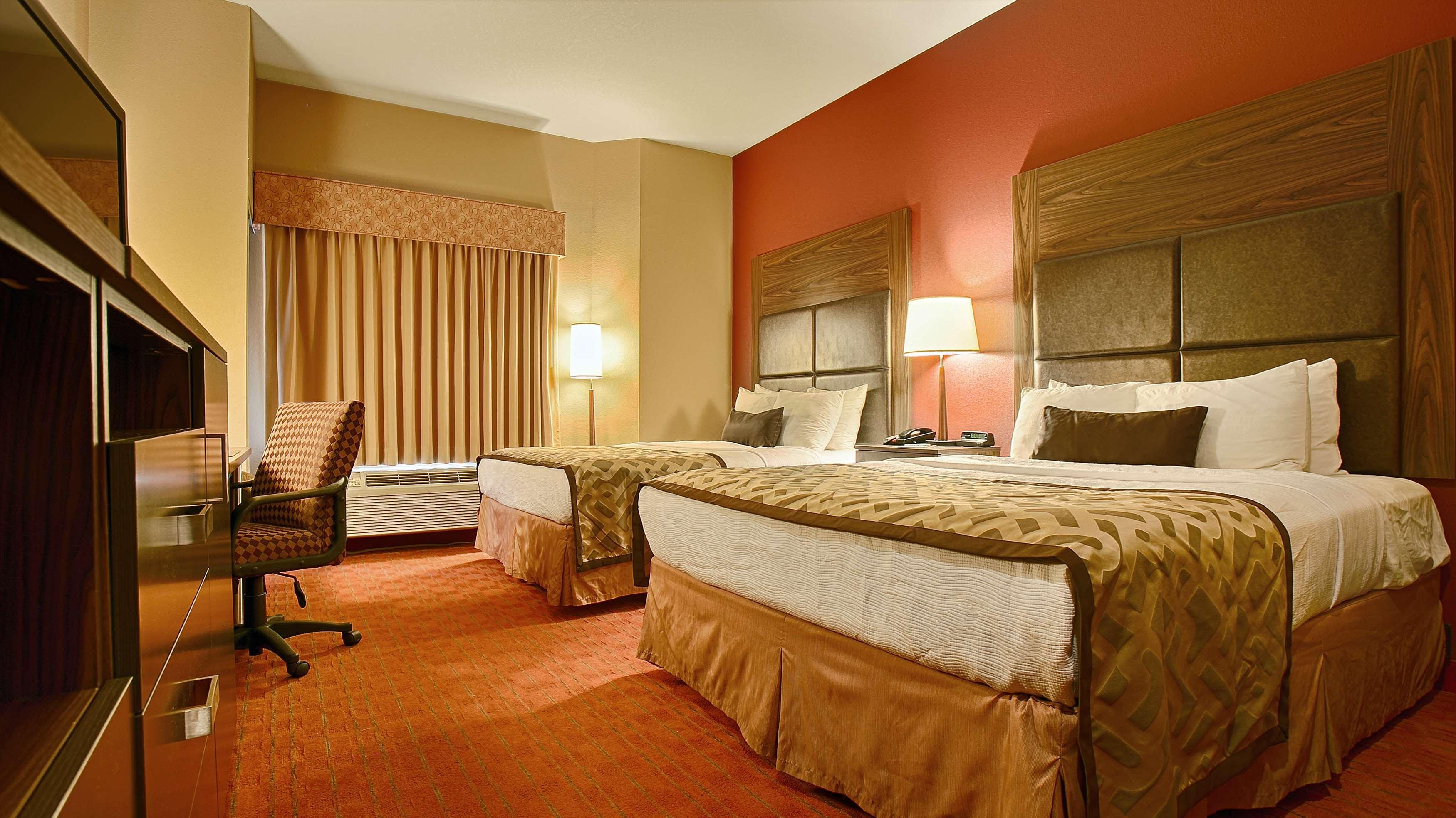 Best Western Plus Tulsa Woodland Hills Hotel And Suites Екстер'єр фото