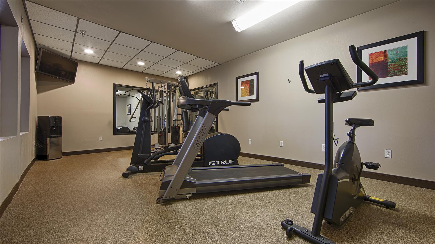 Best Western Plus Tulsa Woodland Hills Hotel And Suites Екстер'єр фото